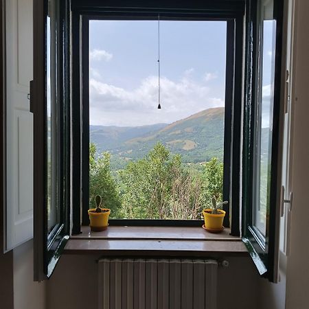 Muro Lucano Casina In Collina Con Vista Suggestiva 아파트 외부 사진